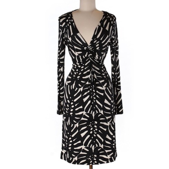 Tory Burch Dresses & Skirts - Tory Burch Palm Leaf Print Silk Dress size M
